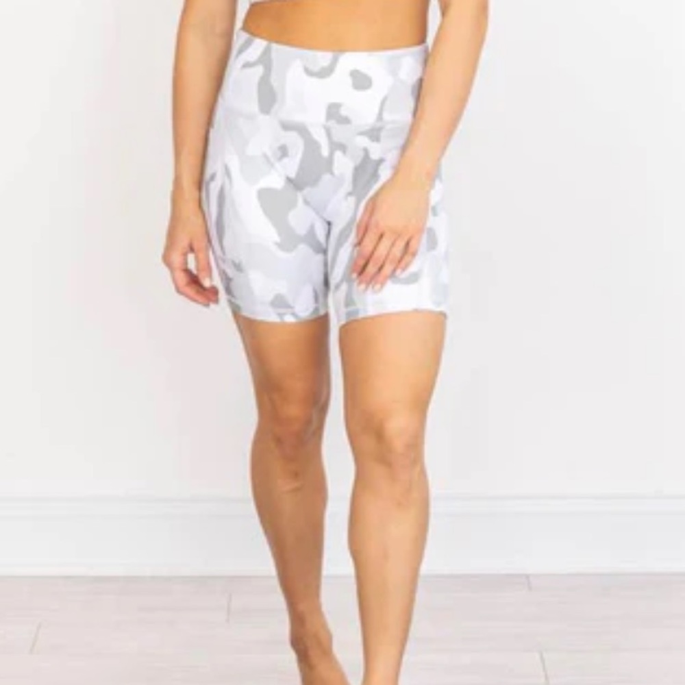 PINK LILY camo grey biker shorts, side pockets, lightly worn!